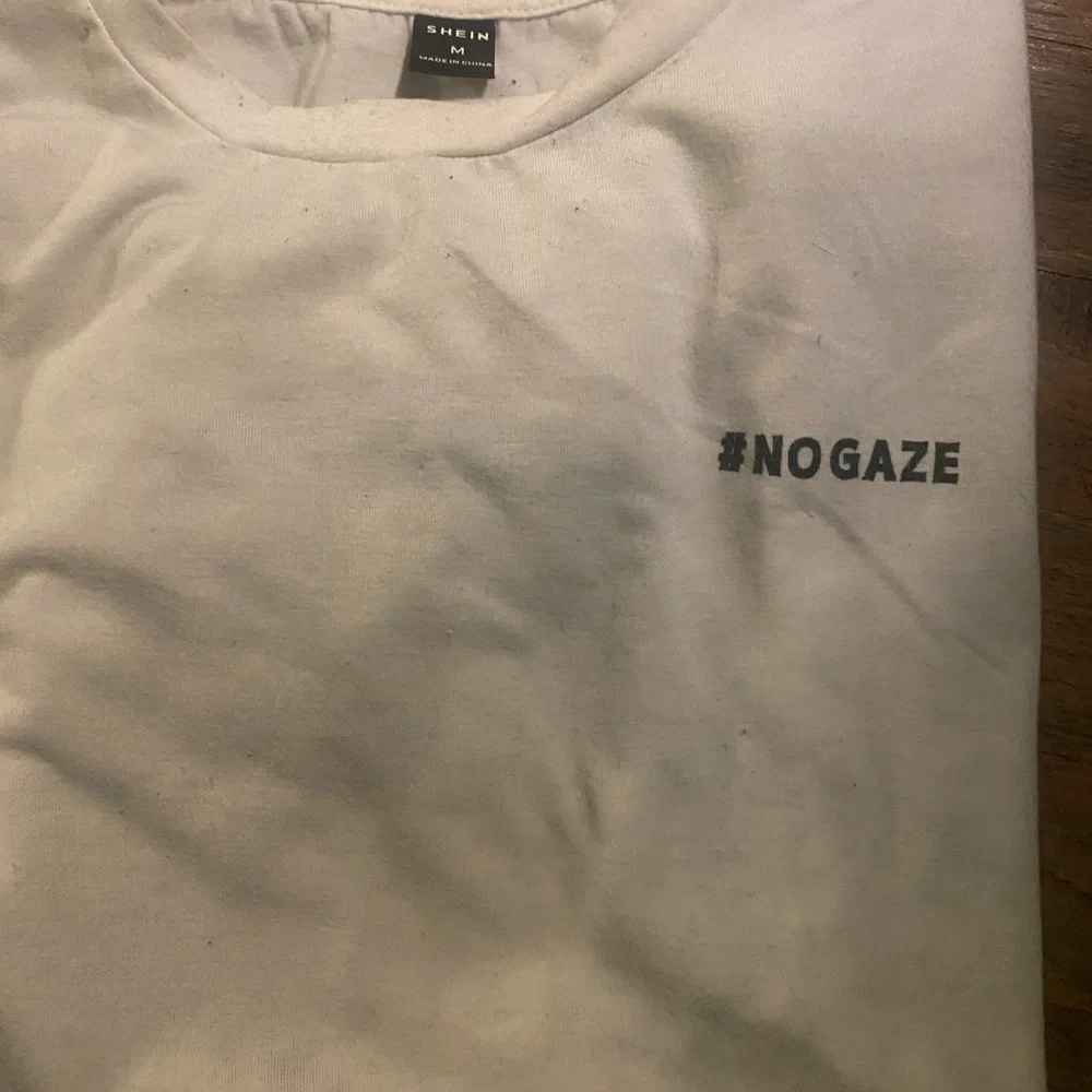 Graphics tshirt - Picture 2 of 2